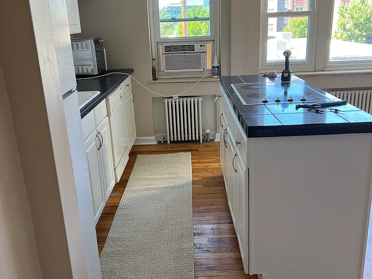505 N Logan St #11 — Photo 6