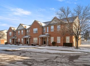 13165 Turnberry Ct #1, Southgate, MI 48195