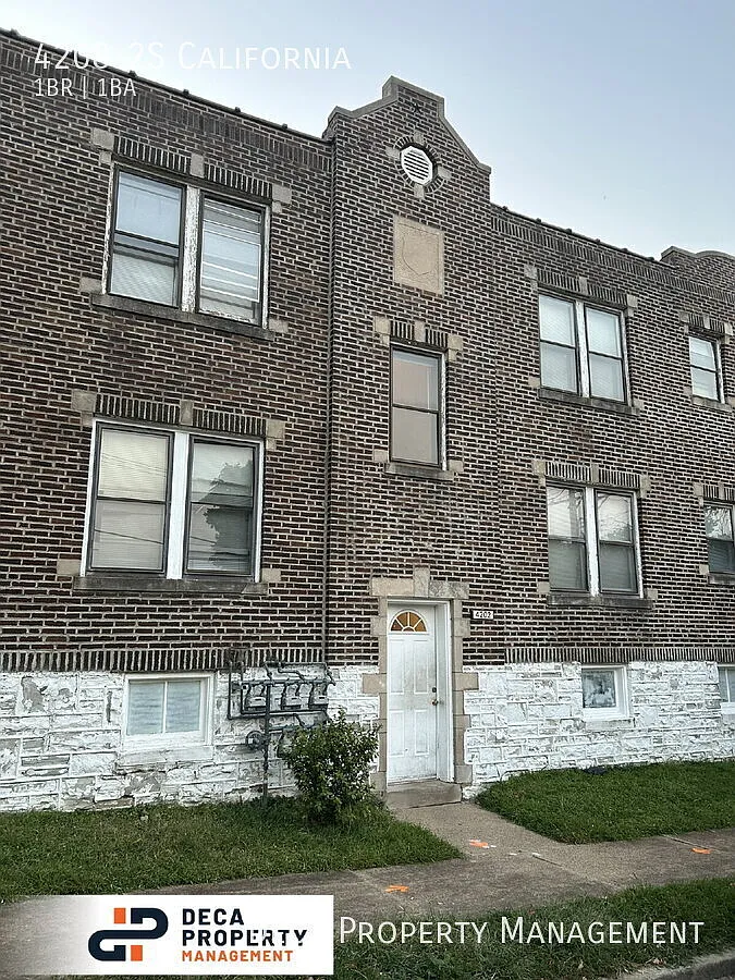 Building Photo - 4208-2 S California Ave