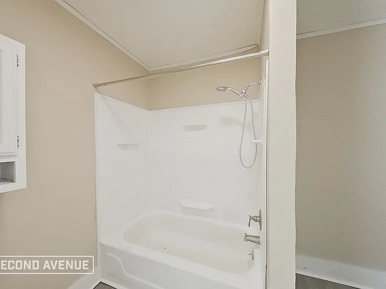 1625 S Union St — Photo 16