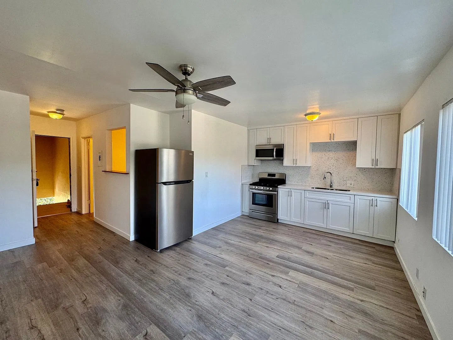 3916 Kentucky Dr LIVE — Photo 3