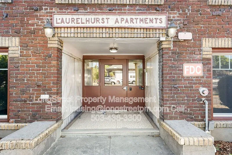 804 SE Cesar Estrada Chavez Blvd — Photo 3