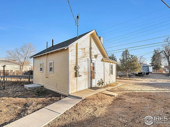 2nd image of 428 8th St #1/2