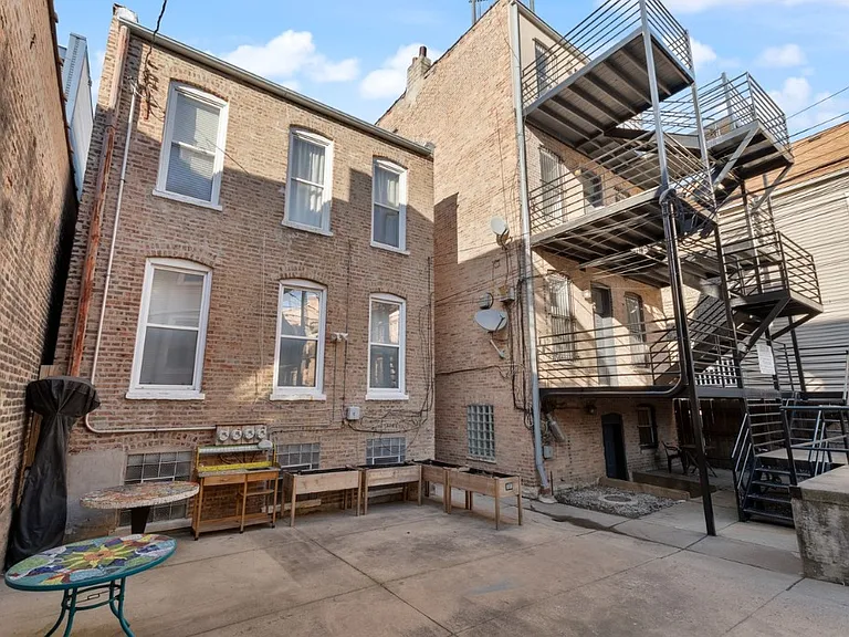 1311 W Ohio St #2R — Photo 12