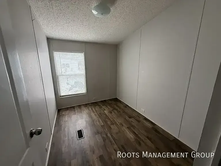 115 W Loudon Ave #M105 — Photo 6