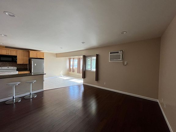 Living / Dining / Kitchen