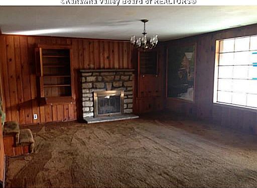2nd image of 93 Lake Shore Dr
