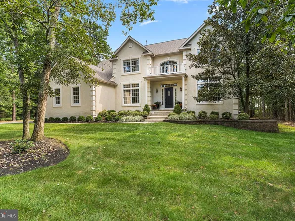 21 Abingdon Ave, Medford, NJ 08055