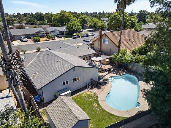 2nd image of 8980 Canberra Dr