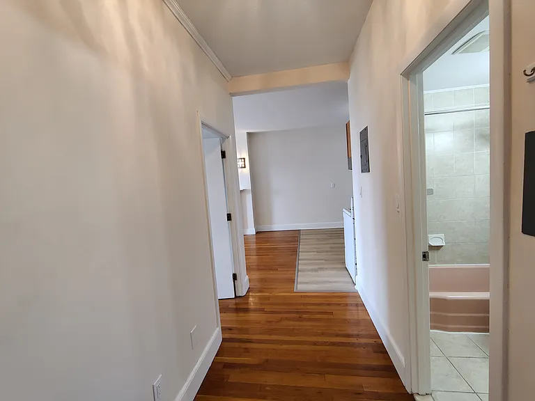 168 Winthrop Rd #2 — Photo 2