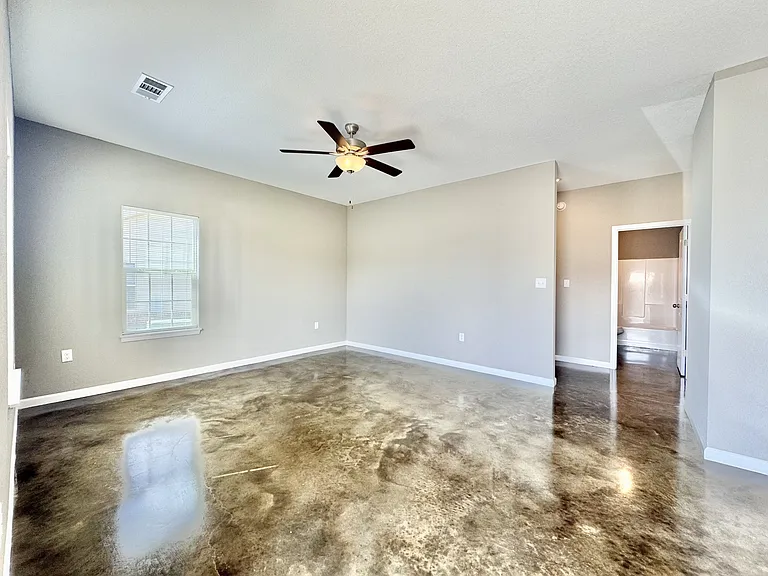 4307 Holcomb Dr #383 — Photo 2