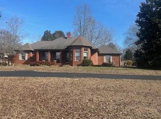1842 Highway 641 S, Camden, TN 38320