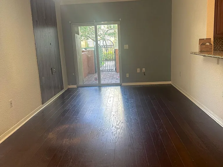 103 Monterey Bay Dr — Photo 7