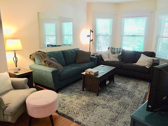 2nd image of 4951 N Hamilton Ave #1