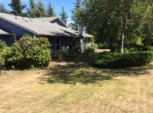 1044 Blue Heron Ave NE, Bainbridge Island, WA 98110