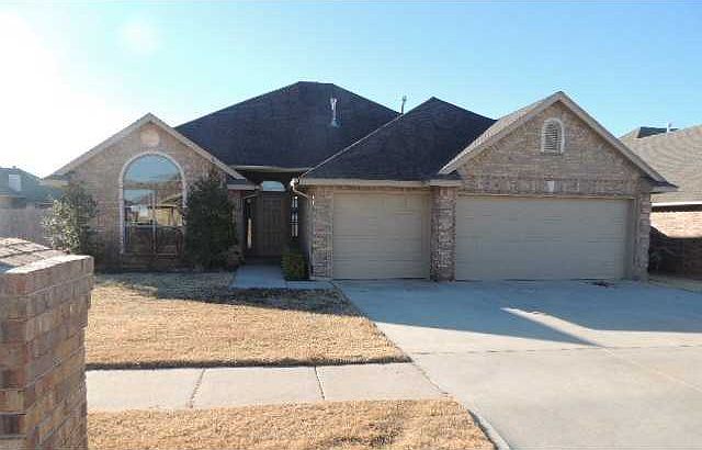 1st image of 700 SW 157th St