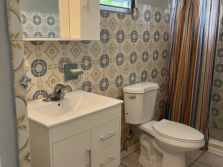 2713 Calle 8 — Photo 18