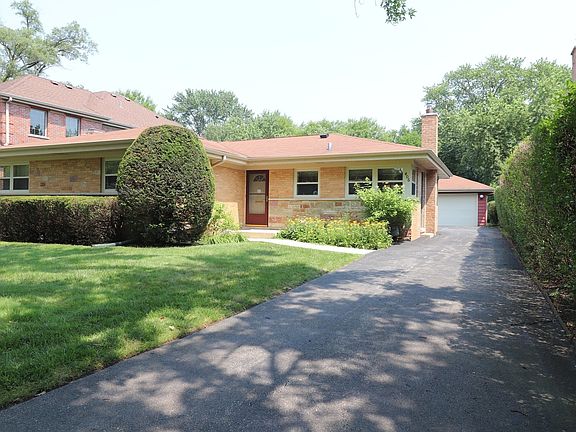 2nd image of 406 Wilshire Dr W