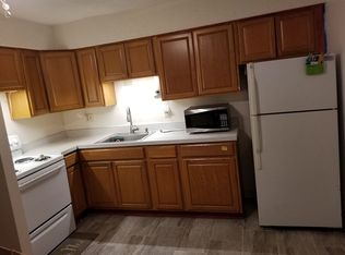 525 Crown St APT 143, Meriden, CT 06450