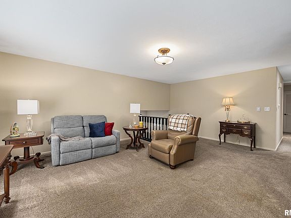 5th image of 2400 W Cabana Ct