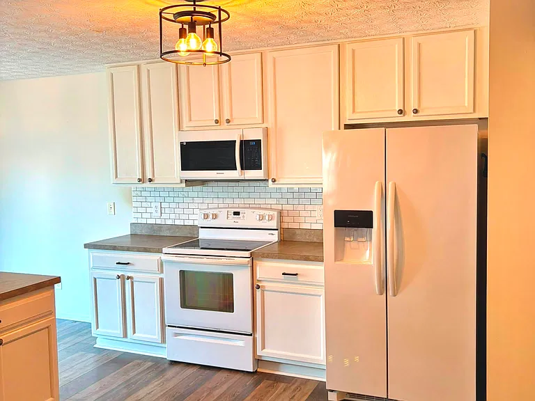 5790 Lonerise Ln — Photo 6