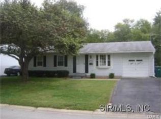 907 Juniper Dr, O Fallon, IL 62269