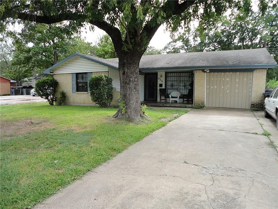 1st image of 429 Woodmont Dr