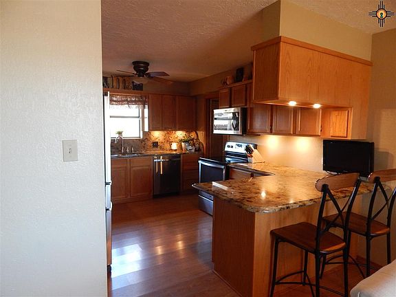 3rd image of 1107 Gemini Dr