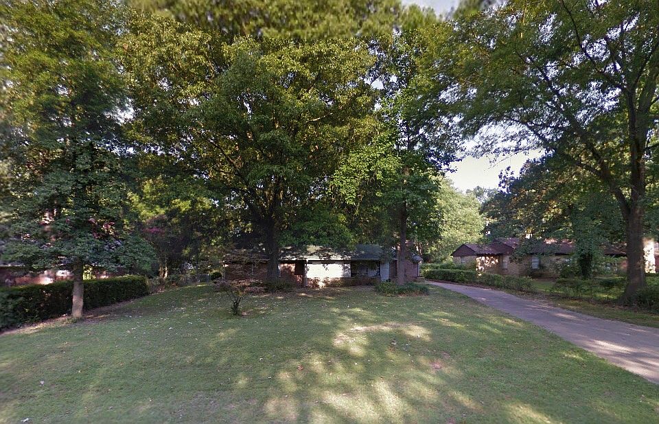 1st image of 1155 W Crestwood Dr