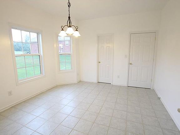 3rd image of 6446 Millstone Cove Dr