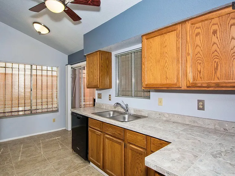 2786 W Carnation Pl — Photo 14