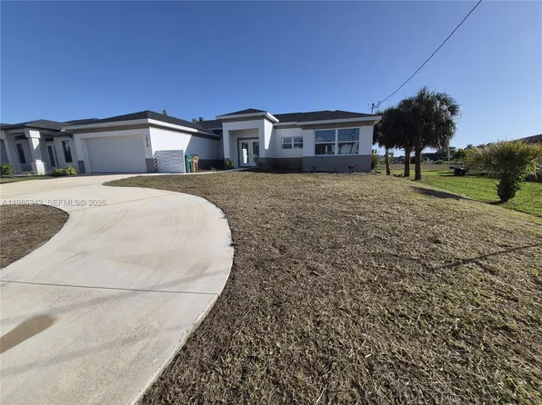 3820 Ember Pkwy, Cape Coral, FL 33993