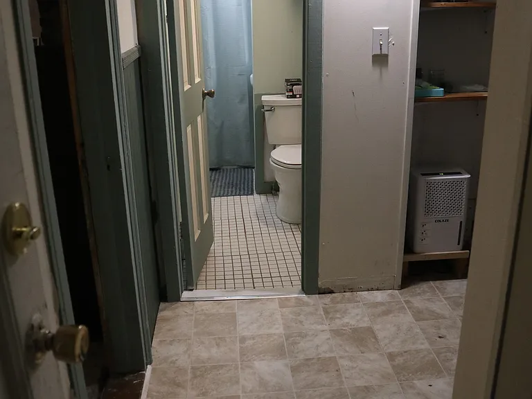 402 University Ave #2 — Photo 13