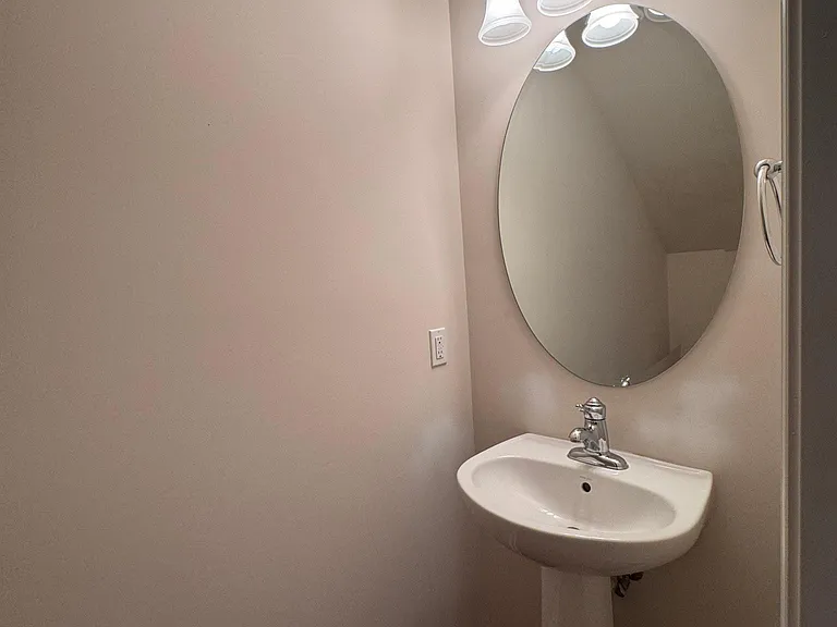 8319 Deckbar Pl — Photo 12