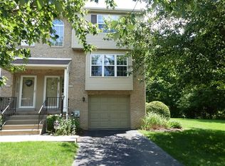 3062 Meadow Brook Ct, Gibsonia, PA
