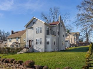 36 Martin Rd, Verona, NJ 07044