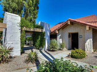 2355 S Gene Autry Trl UNIT B, Palm Springs, CA 92264