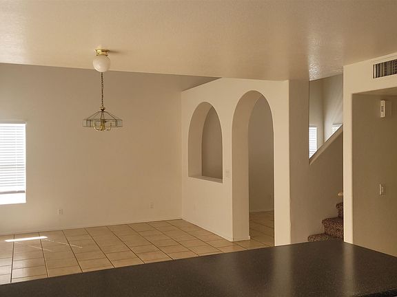 5th image of 10008 W Sells Dr