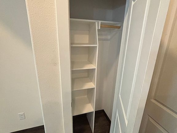 3rd image of 710 Benge Dr #712-G