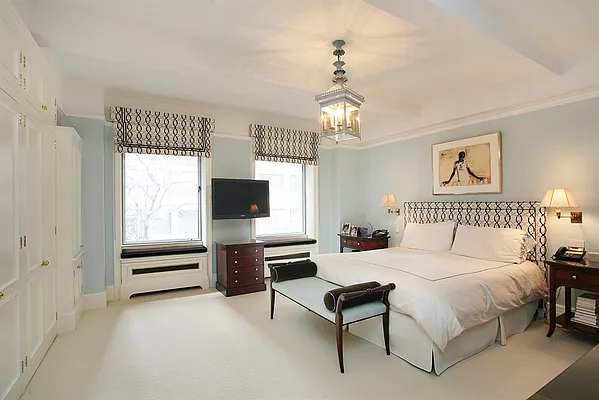 Sold by Corcoran | media 18