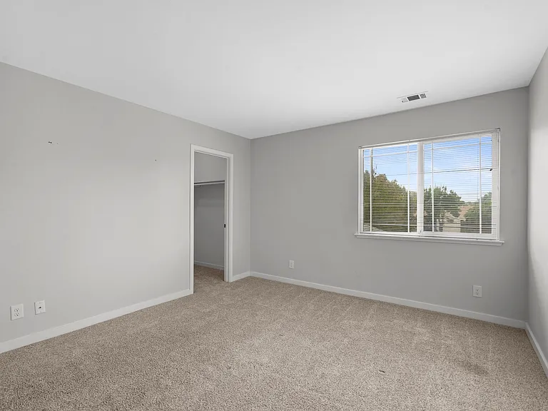 205 E Edmundson Ave #A — Photo 12