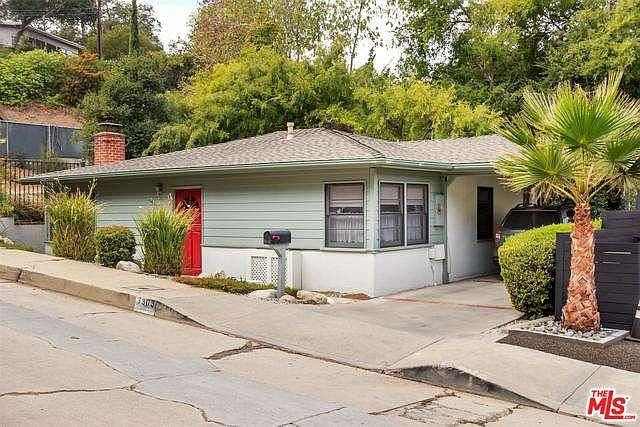 1st image of 3303 Oakley Dr