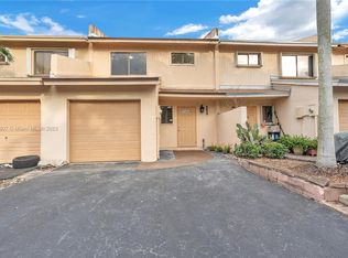 4267 N 76th Ave #4267, Hollywood, FL 33024