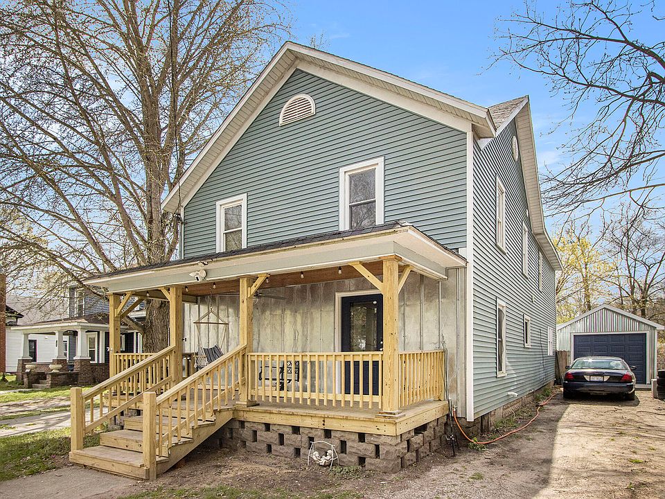 129 Grove St, Allegan, MI 49010 Zillow