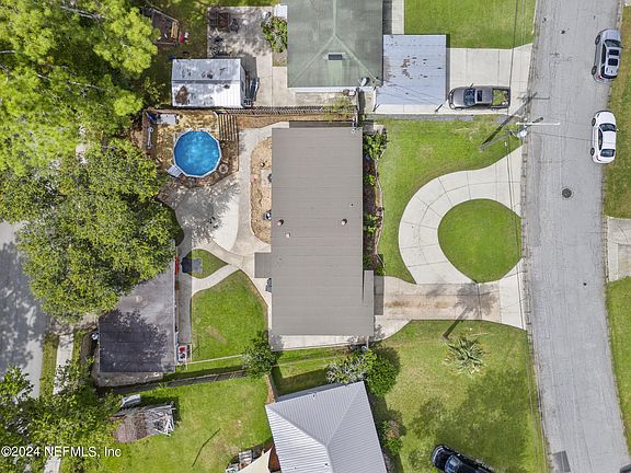 4th image of 6554 LOU Drive S
