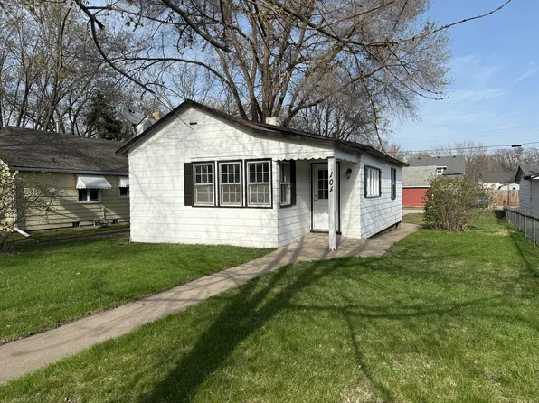 104 34th Ave N, Saint Cloud, MN 56303