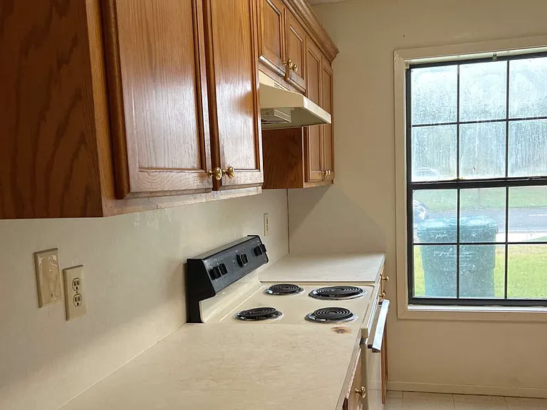 57 W Elmwood Dr #A — Photo 15