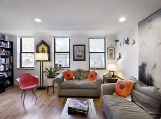 301 E Houston St APT 2, New York, NY 10002