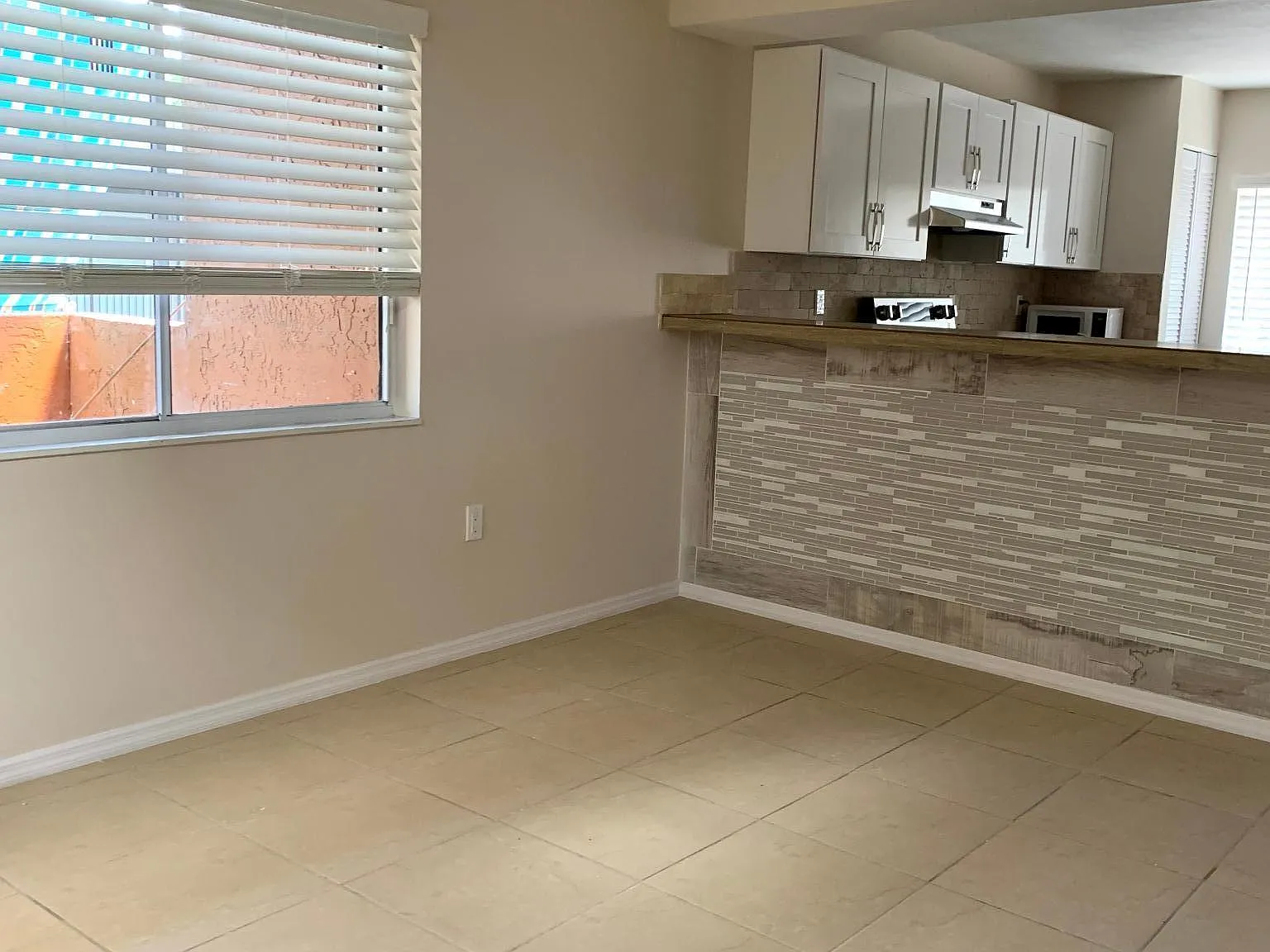 2 bed, 1258 sqft, $1,850 — Photo 3