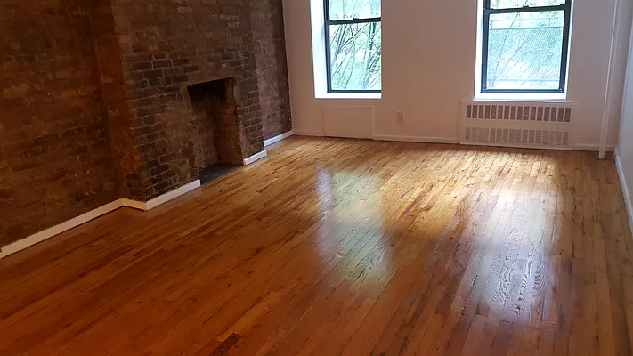 Rented by Susan J. Conaway, LREB | media 17